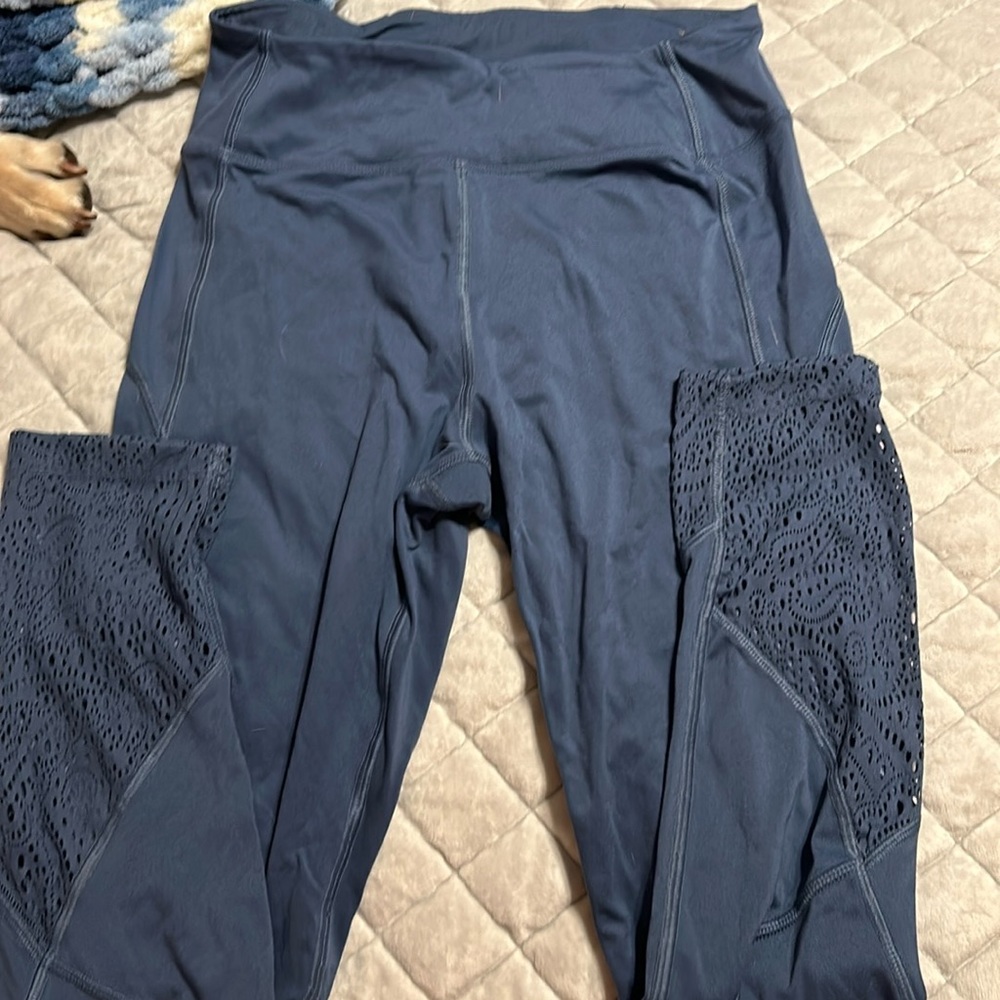 Pink brand leggings